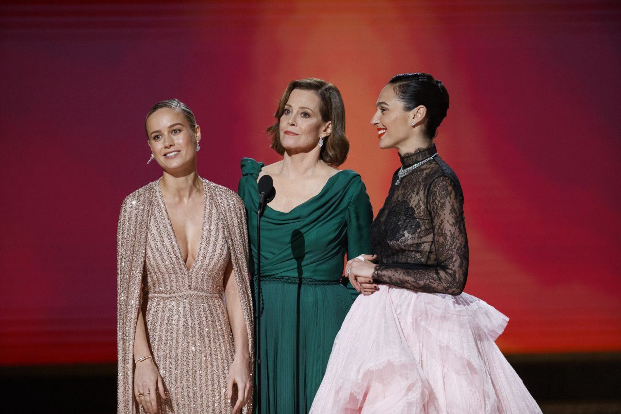 Brie Larson, Sigourney Weaver and Gal Gadot - Speak Onstage at Academy