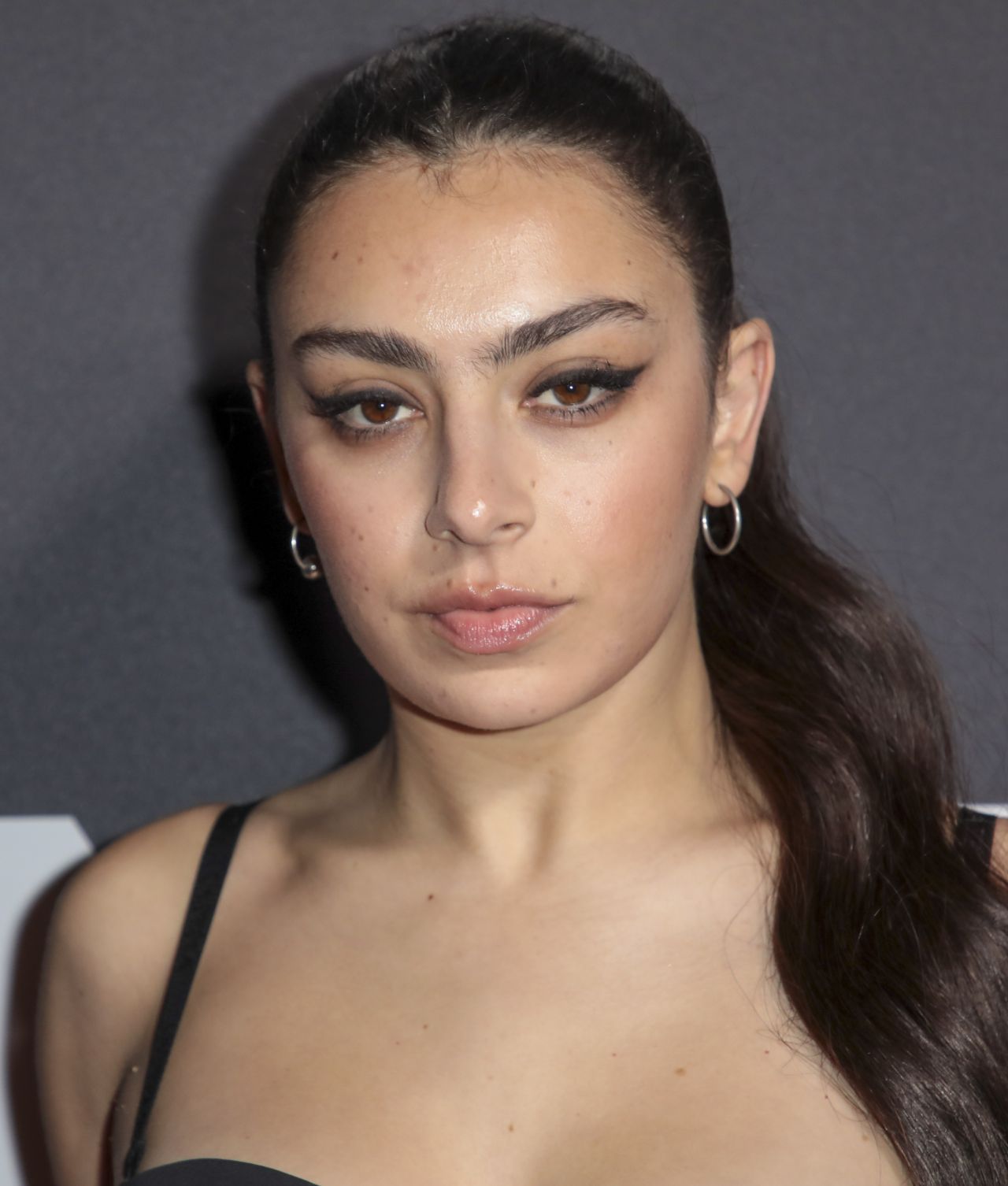 Charli XCX – NME Awards 2020 • CelebMafia