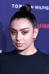 Charli XCX – Tommy Hilfiger Show at LFW 02/16/2020