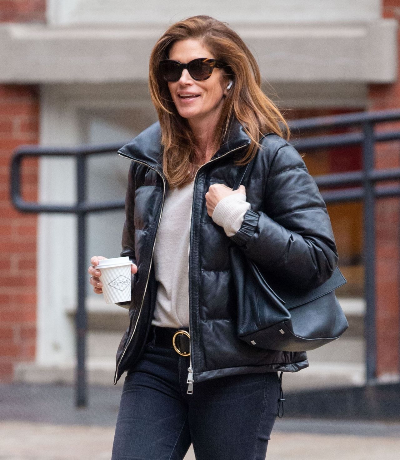 Cindy Crawford - Grabs a Cup of Coffee in NYC 02/05/2020 • CelebMafia