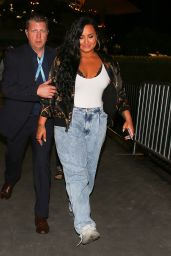 Demi Lovato - Arrives at Superbowl in Miami 02/02/2020