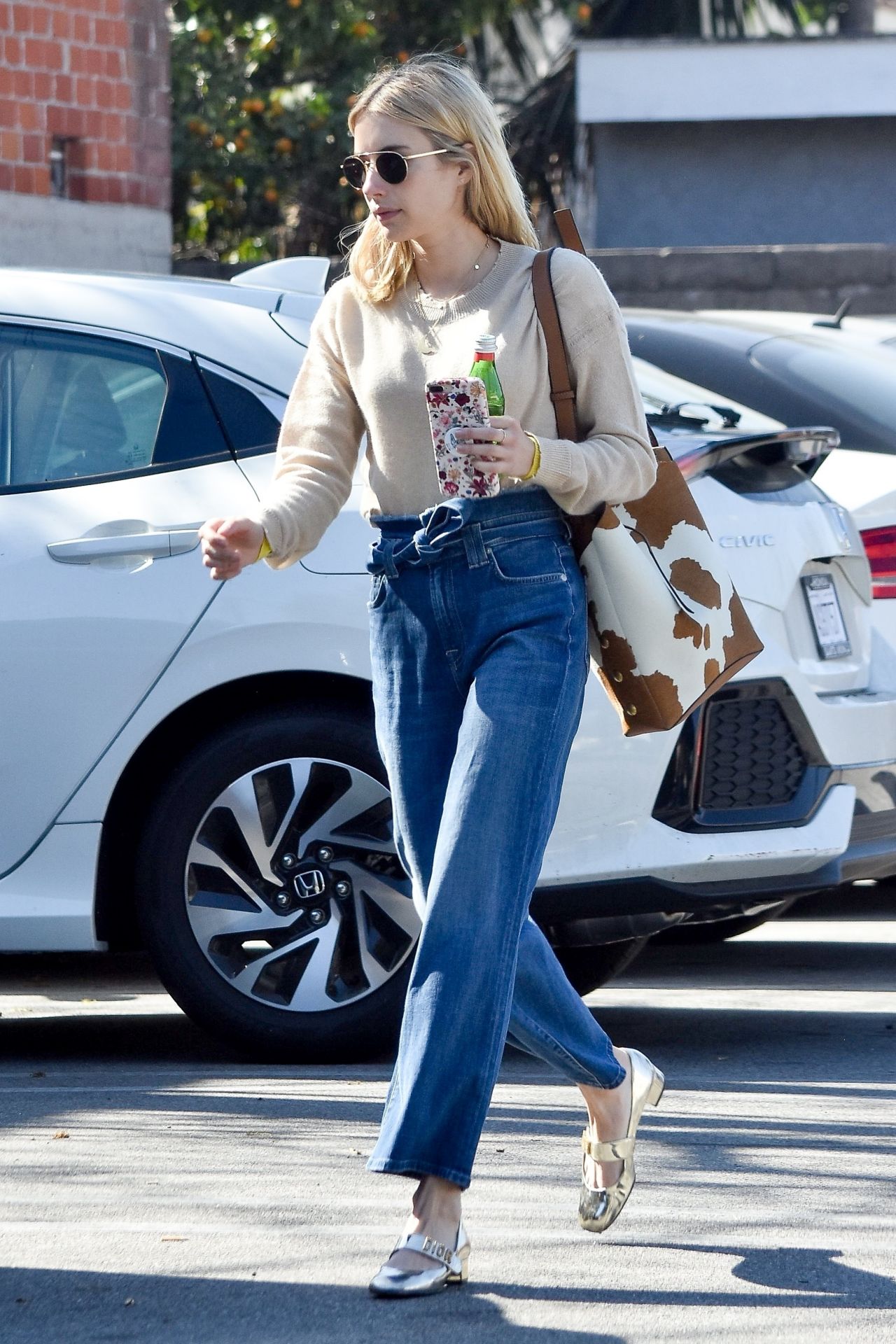 Emma Roberts Street Style - Hollywood 02/08/2020 • CelebMafia