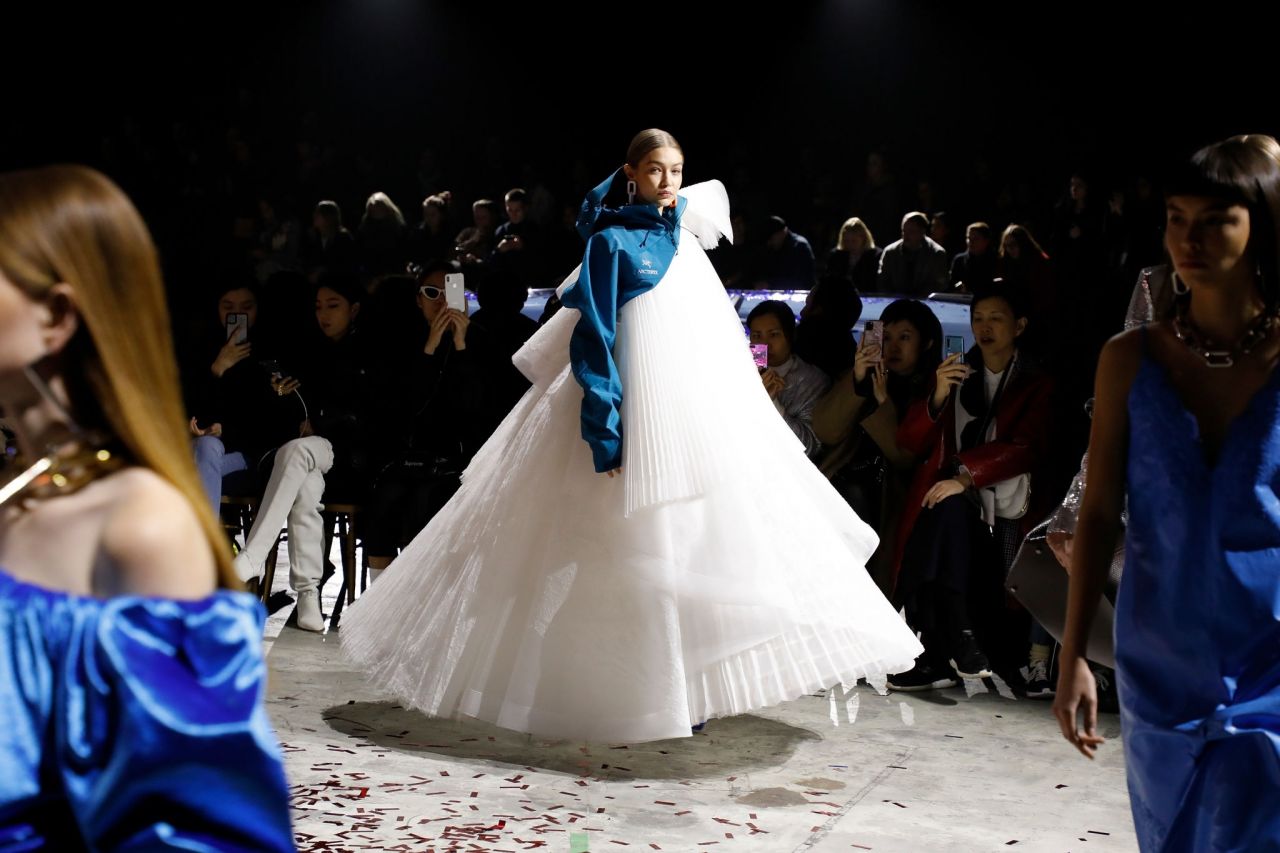 Gigi Hadid - Walks Off-White Show at Paris Fashion Week 02/27/2020 ...