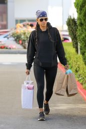Halle Berry Booty in Tights 02/14/2020