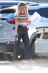 Hilary Duff out Street Style - Los Angeles 02/06/2020