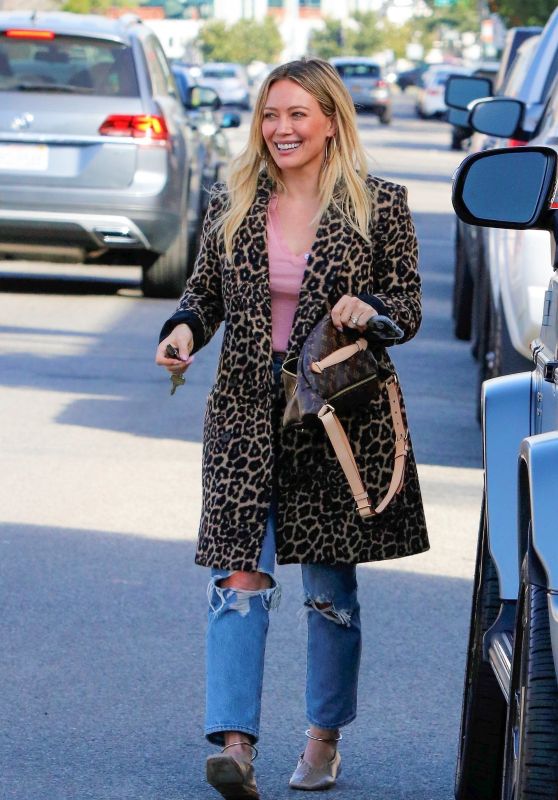 Hilary Duff Street Style - Out for Lunch in Sherman Oaks 02/05/2020