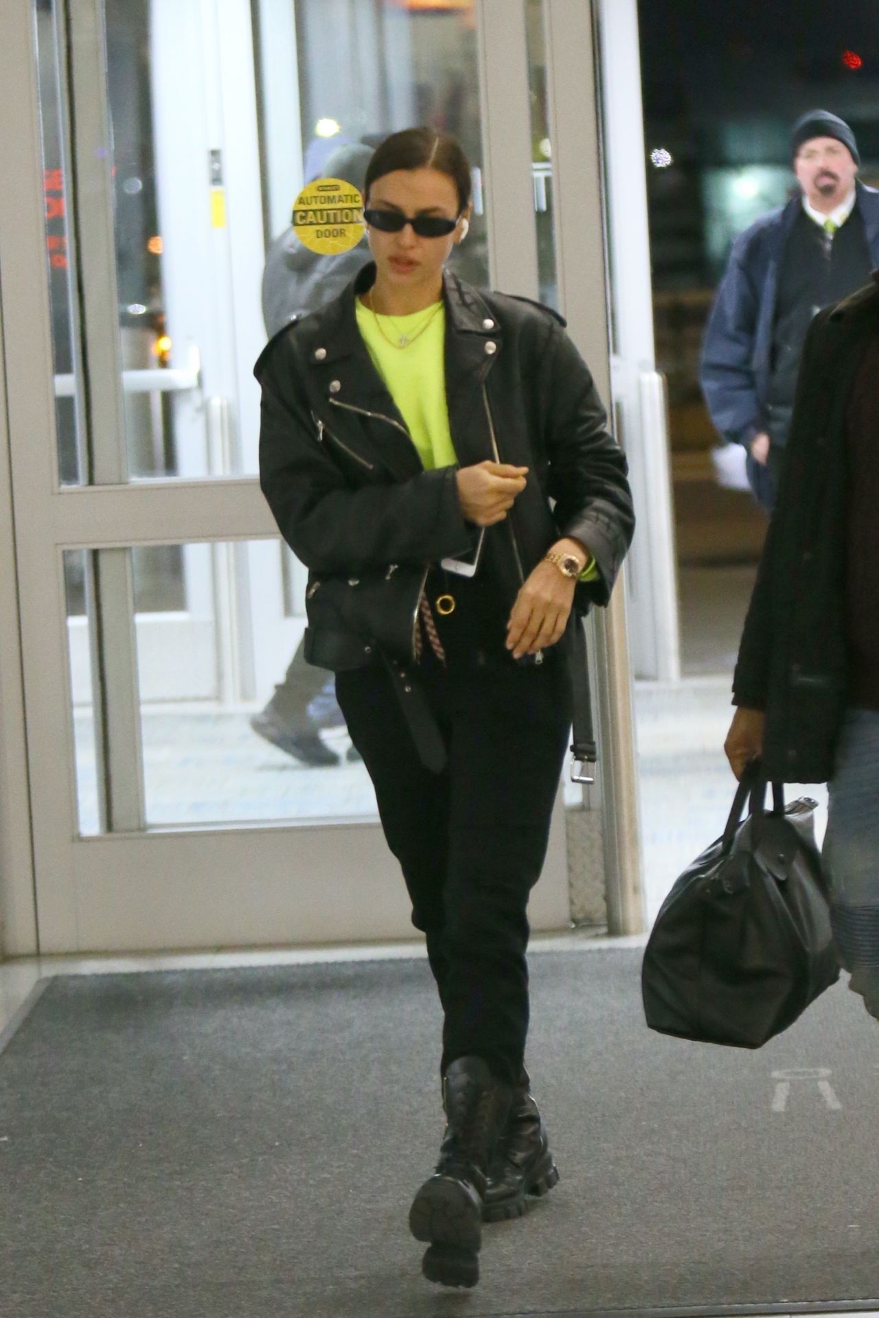 Irina Shayk Style, Clothes, Outfits and Fashion• Page 8 of 37 • CelebMafia