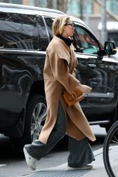 Jennifer Lawrence Style - Out in New York City 02/04/2020