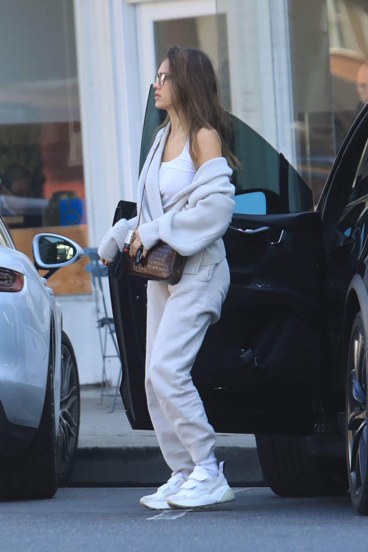 Jessica Alba - Leaving Blue Bottle in Beverly Hills 02/08/2020 • CelebMafia