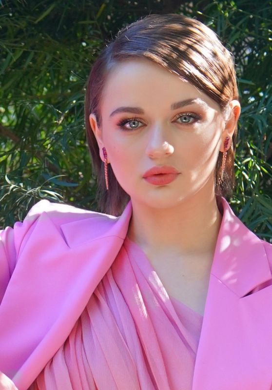 Joey King Style Clothes Outfits And Fashion• Page 12 Of 32 • Celebmafia