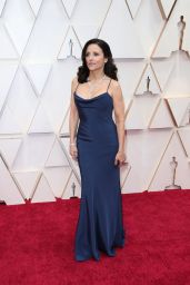 Julia Louis-Dreyfus – Oscars 2020 Red Carpet