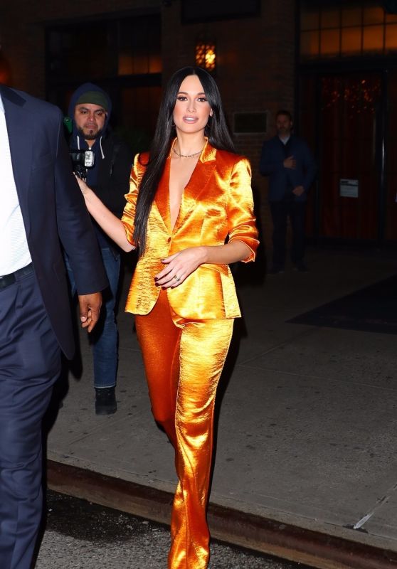 Kacey Musgraves - Leaving the Bowery Hotel in NY 02/05/2020