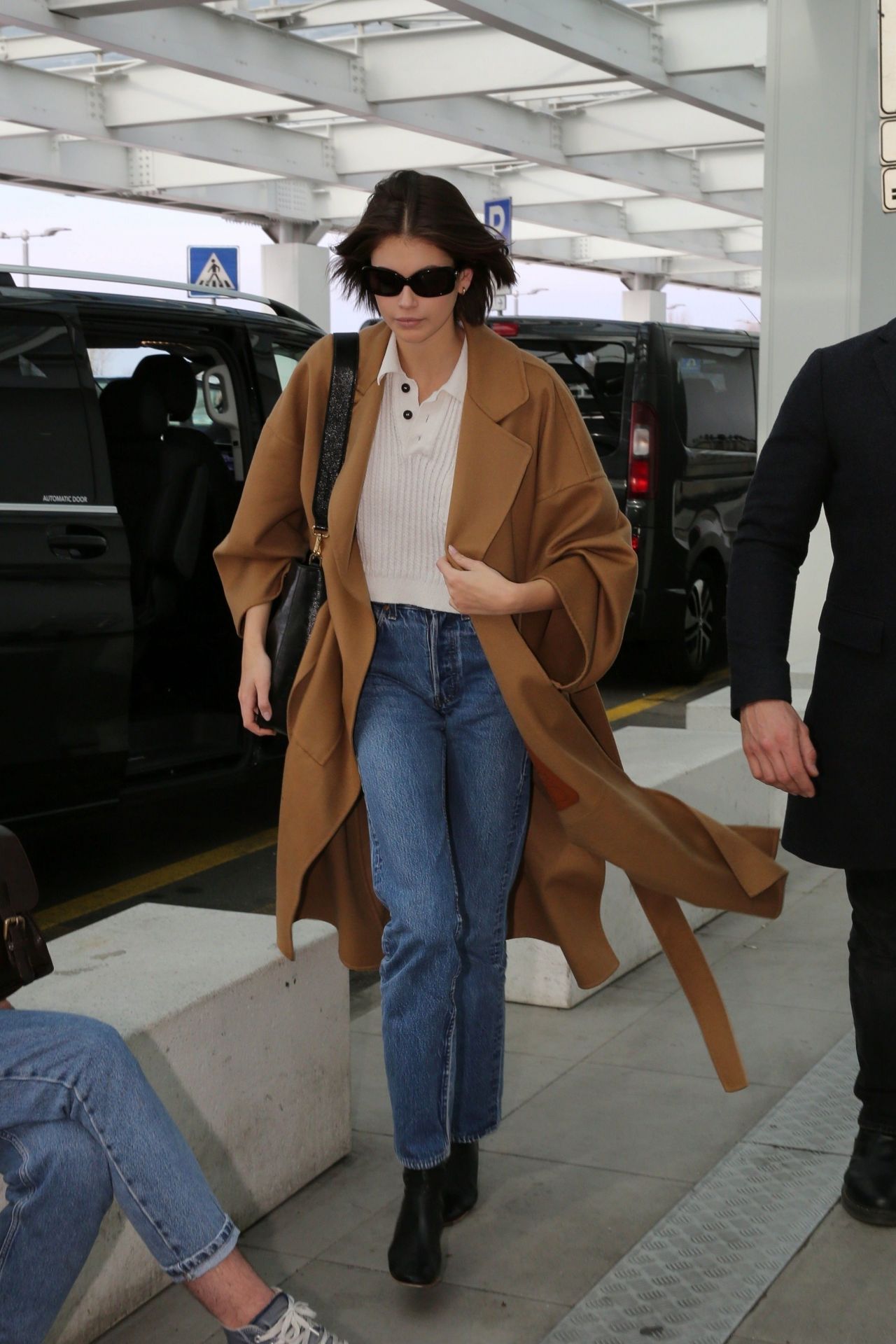 Kaia Gerber in Travel Outfit - Milan Airport 02/23/2020 • CelebMafia