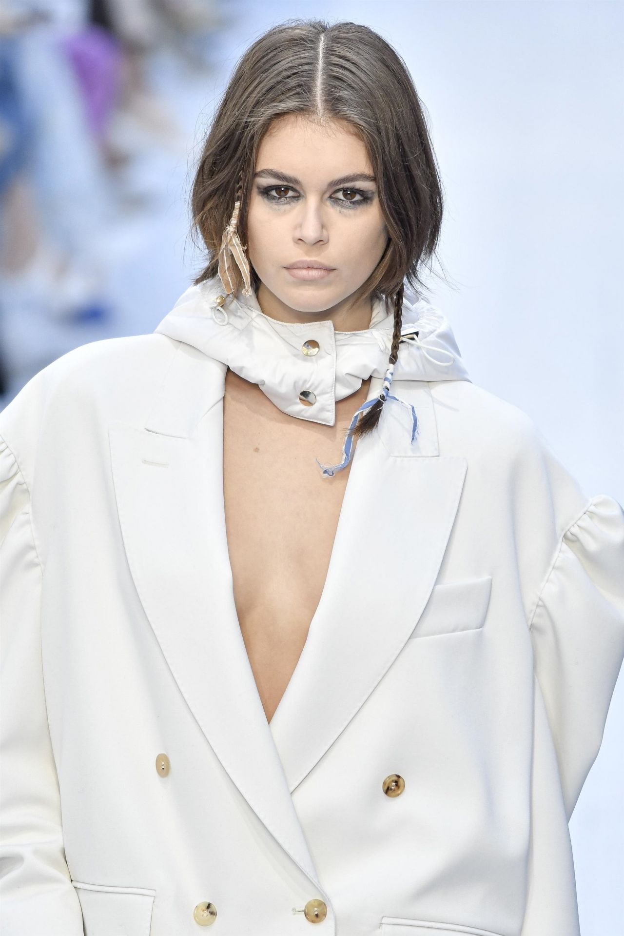 Kaia Gerber - Walks Max Mara Fashion Show in Milan 02/20/2020 • CelebMafia