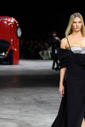 Karlie Kloss - Walks Off-White Show at Paris Fashion Week 02/27/2020