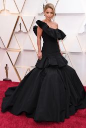 Kelly Ripa – Oscars 2020 Red Carpet