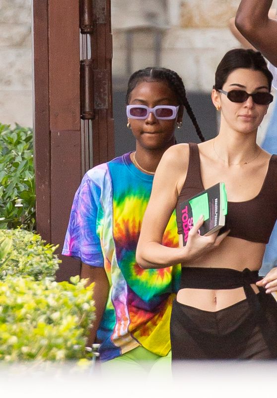 Kendall Jenner - Heading to a Pool in Miami 02/04/2020