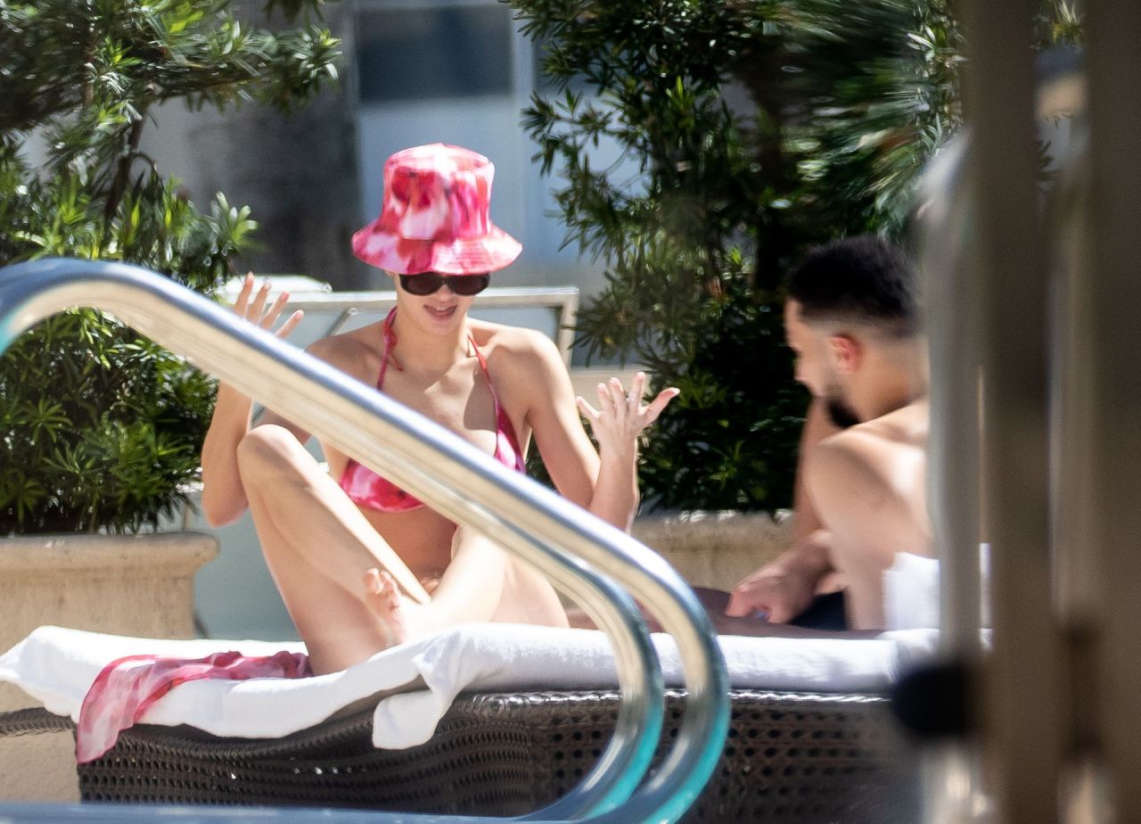 Kendall Jenner in a Bikini - Poolside in Miami 02/03/2020.