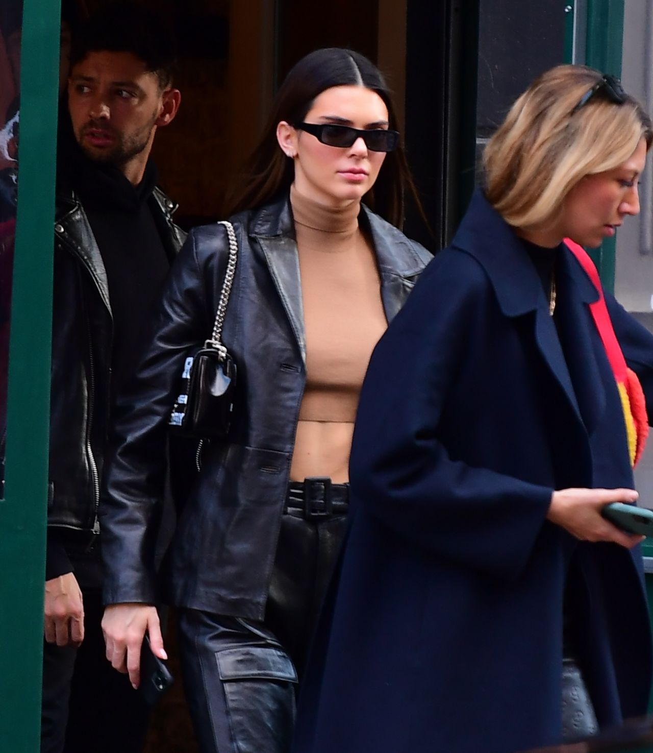 Kendall Jenner Street Fashion - New York 02/08/2020 • CelebMafia