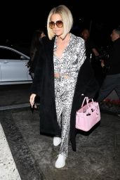 Khloe Kardashian - Arrives for Dinner at Mastro