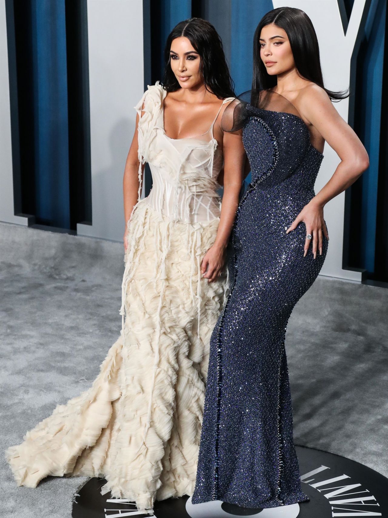 Kim Kardashian – Vanity Fair Oscar Party 2020 (more photos) • CelebMafia