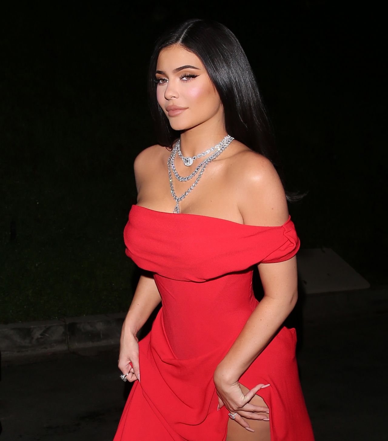 Kylie Jenner – Arrives at Chateau Marmont in Los Angeles 02/09/2020 ...