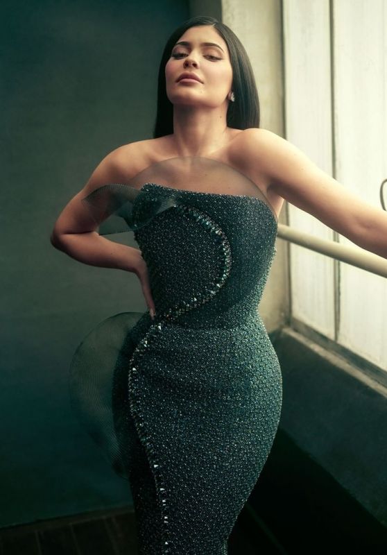 Kylie Jenner - Oscar 2020 Portrait