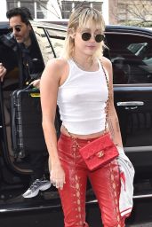 Miley Cyrus Street Fashion - New York City 02/12/2020