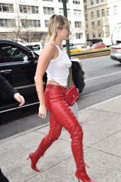 Miley Cyrus Street Fashion - New York City 02/12/2020