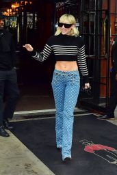 Miley Cyrus Street Style - Leaving Her Hotel in NY 02/13/2020