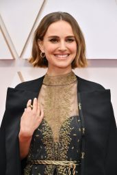 Natalie Portman – Oscars 2020 Red Carpet