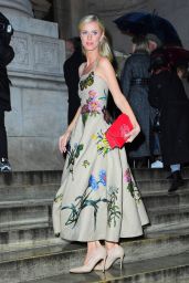 Nicky Hilton – Arrives at the Oscar De La Renta Fashion Show in NY 02/10/2020