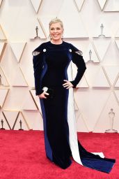 Olivia Colman – Oscars 2020 Red Carpet