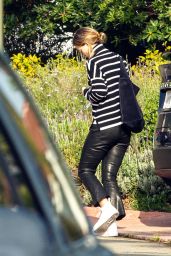 Olivia Wilde in Casual Outfit - Los Angeles 02/18/2020