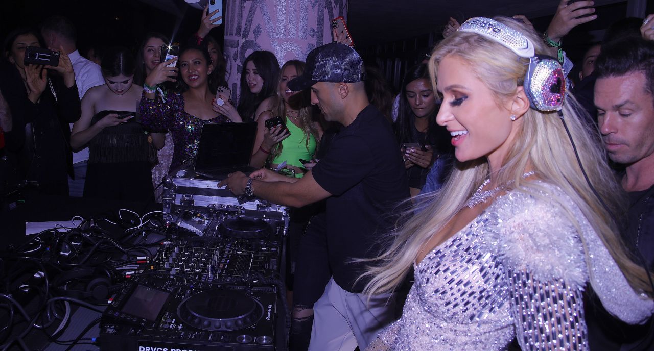 Paris Hilton - Performs at Stephen Doff's Party in Miami 02/01/2020