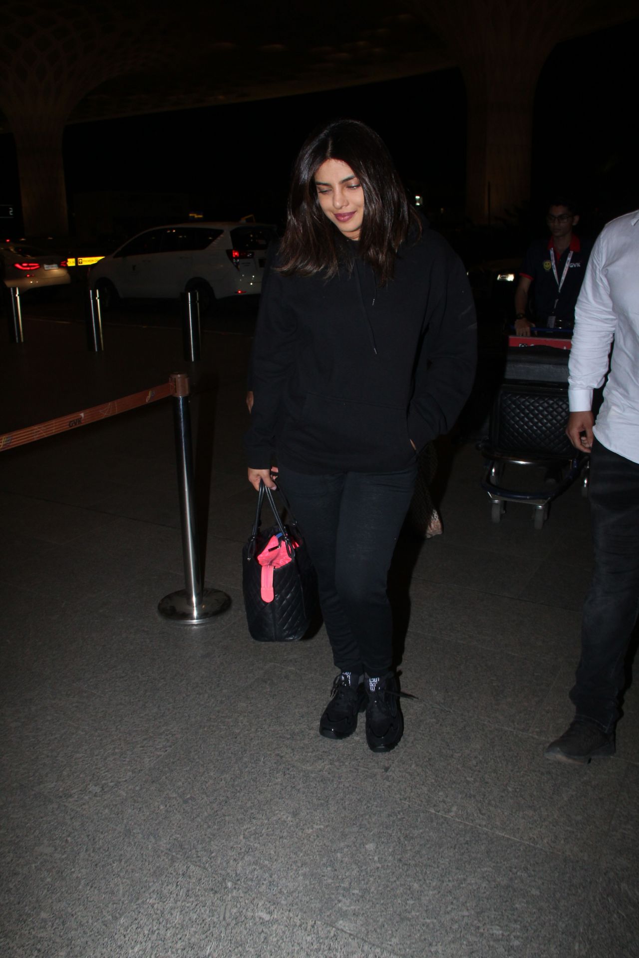 Priyanka Chopra - Mumbai Airport 02/24/2020 • CelebMafia