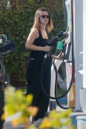 Rachel Bilson – Fuels Up at a Gas Station in LA 02/19/2020