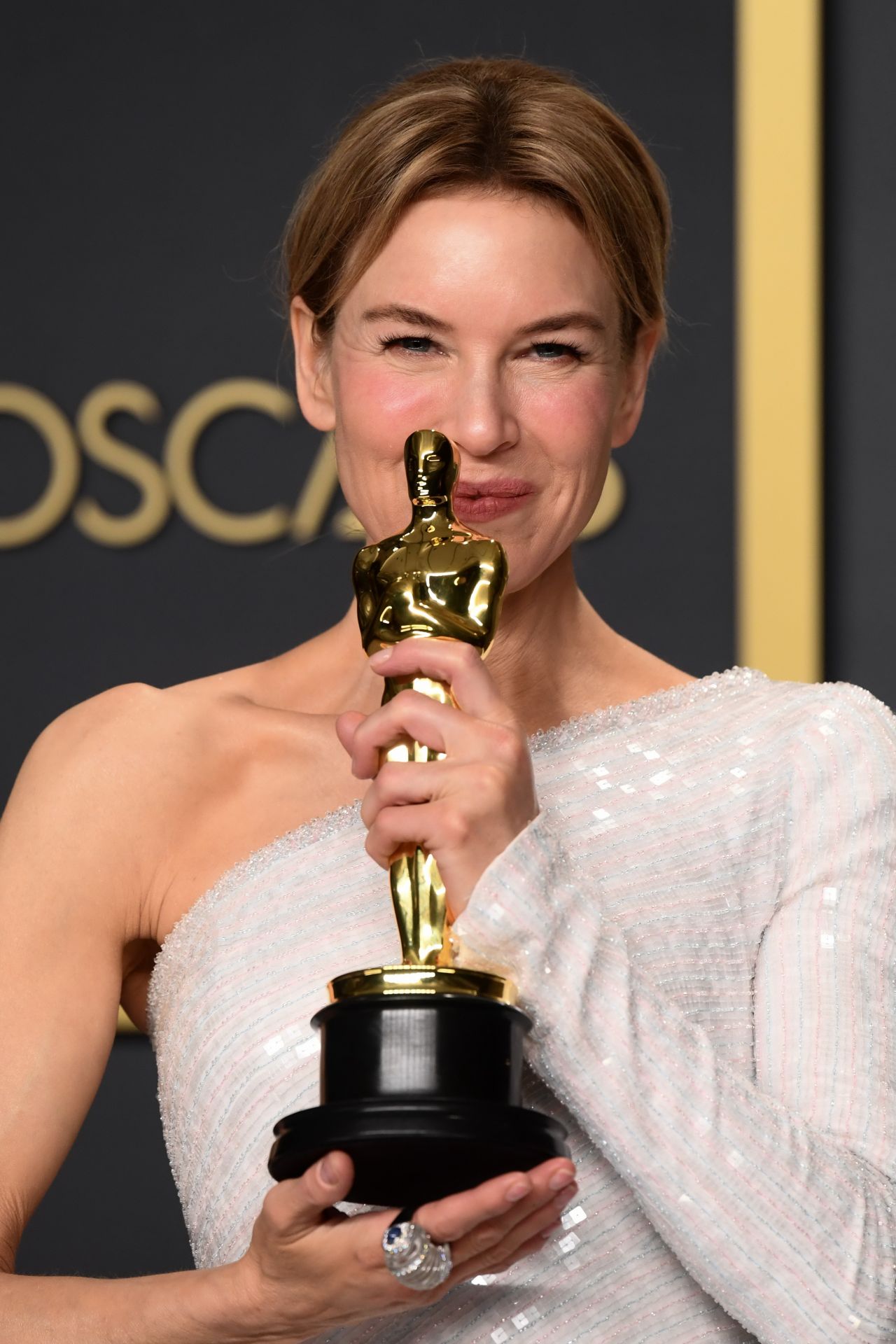 Renée Zellweger - Oscars 2020 • CelebMafia