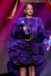 Rihanna – NAACP Image Awards 2020