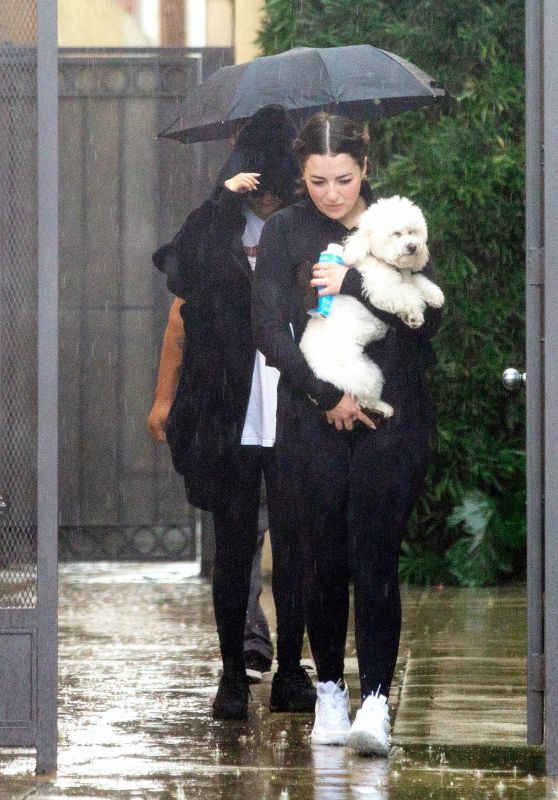 Selena Gomez - Steps Out in the Rain For a Gym Session in LA 02/09/2020