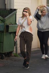 Sofia Richie in Casual Outfit 02/13/2020