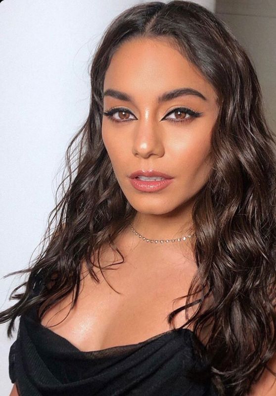 Vanessa Hudgens - Social Media 02/21/2020 • CelebMafia