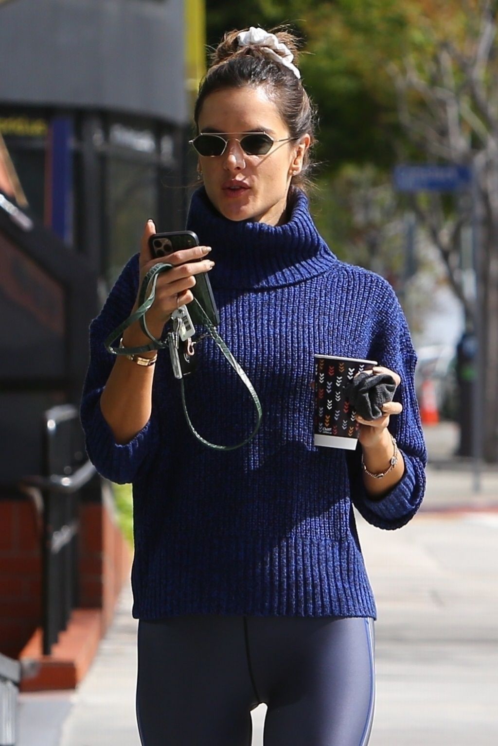 Alessandra Ambrosio in Spandex - Los Angeles 03/15/2020 • CelebMafia