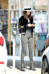 Ana de Armas - Shopping at Larchmont Village in Los Angeles 03/02/2020