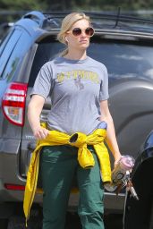 Beth Behrs in Casual Outfit - Hollywood Hills 03/28/2020