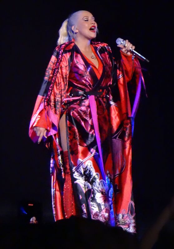Christina Aguilera - Performs in Las Vegas 02/29/2020