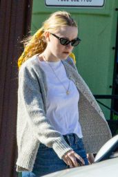 Dakota Fanning - Takes Some Stuff to Her New Home in Los Angeles 03/21/2020