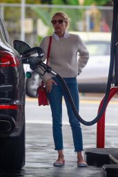 Emma Roberts - Fuels Up at a Gas Station in LA 03/13/2020