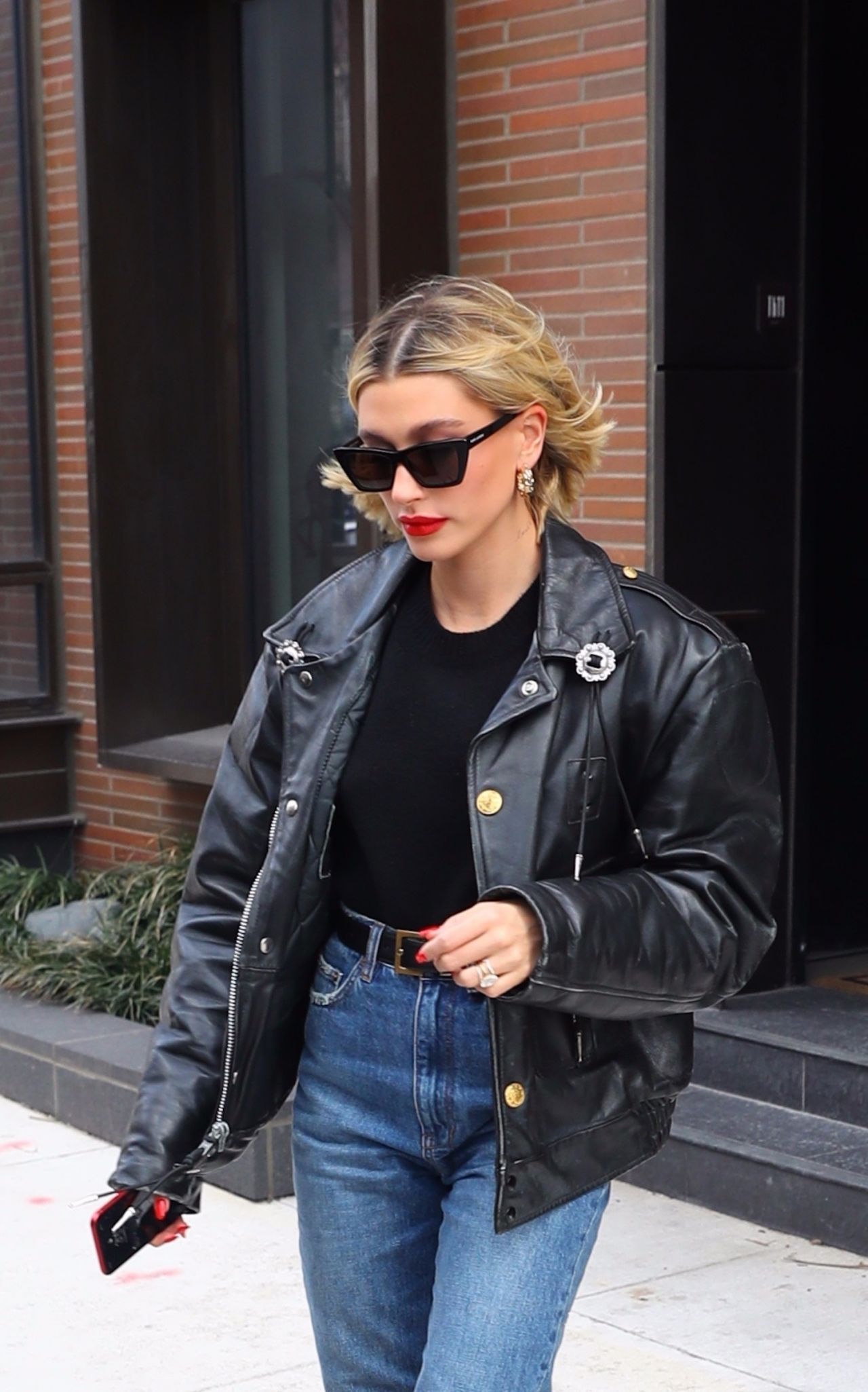 Hailey Rhode Bieber In Oversized Leather Jacket 02282020 • Celebmafia