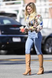 Hilary Duff in Casual Outfit - Leaves Alfred in Studio City 03/04/2020